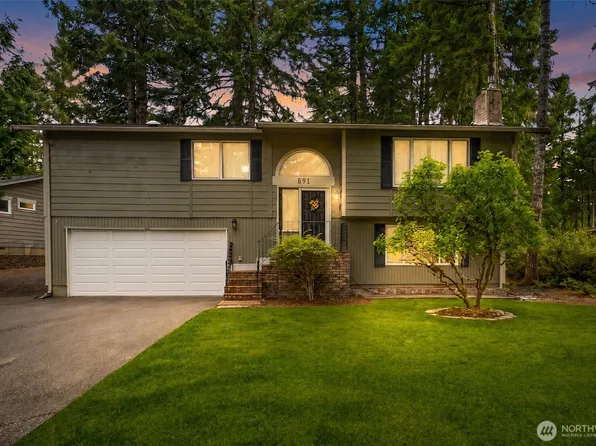 591 E Country Club Drive E, Union, WA 98592