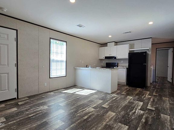 5th image of 1726 Bermuda Rd