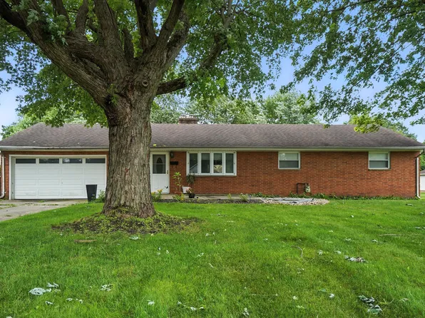 221 Royal Ln, Enon, OH 45323