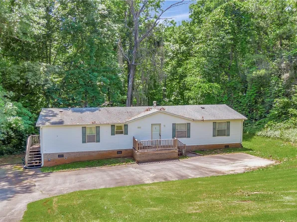 125 Woodshore Dr, Anderson, SC 29625