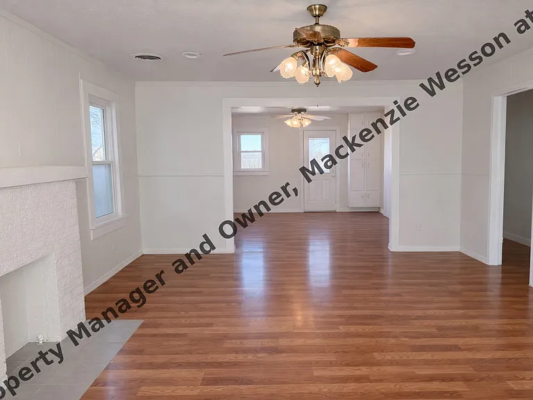 4011 S Polk St — Photo 4