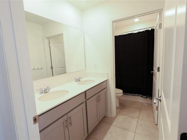 1821 Heart Lake Dr — Photo 29