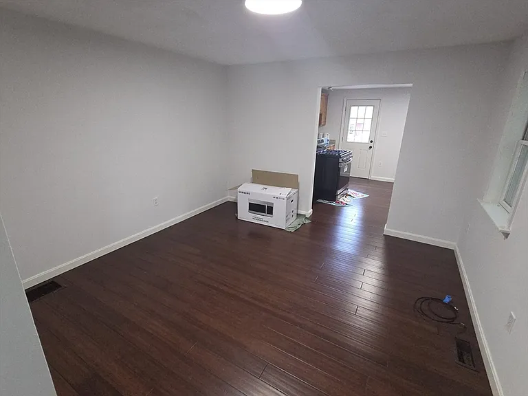 114 Front St #114 — Photo 6