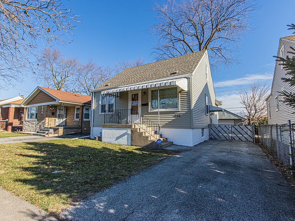 1st image of 663 Greenbay Ave