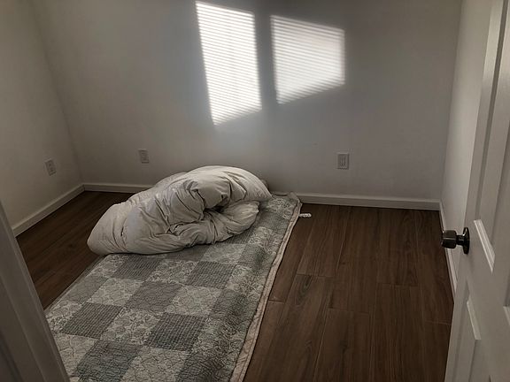 5th image of 4552 Gila Ave