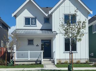 6445 Harrow Ave, Tsawwassen, BC V4L0B8