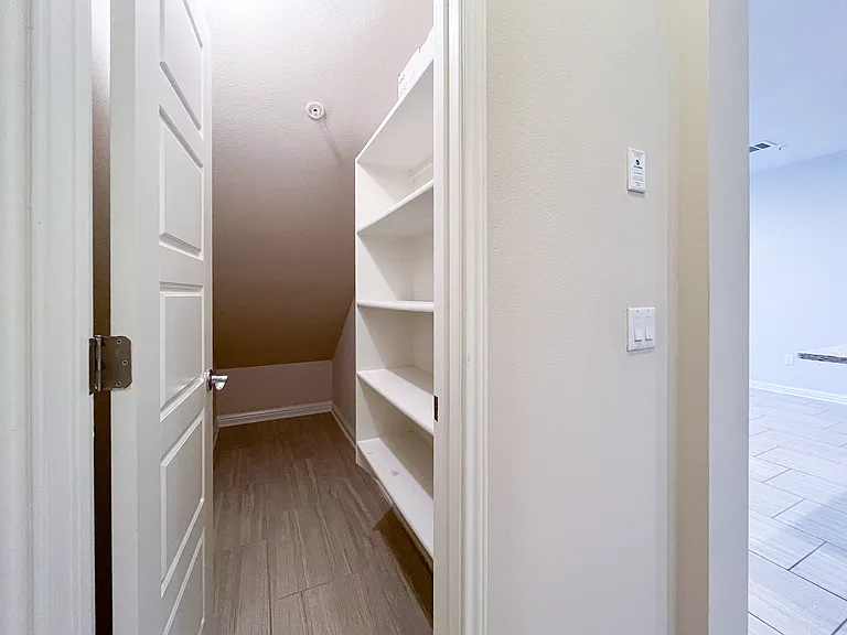 Extra large pantry