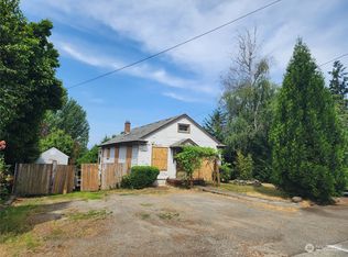 615 Clark Ave N, Kent, WA