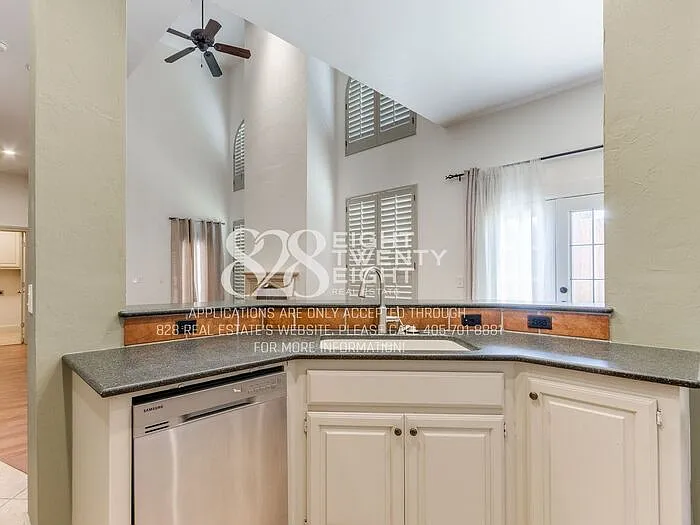 3841 Tudor Cir — Photo 23