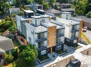 929 N 92nd St #A, Seattle, WA 98103