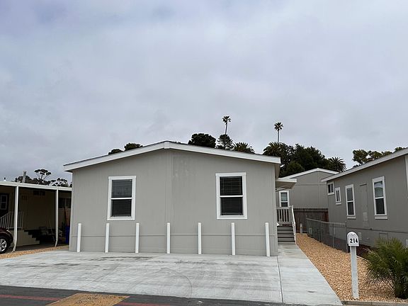2nd image of 1225 Oceanside Blvd #214