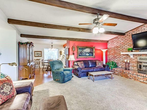 5th image of 26 Quail Dr