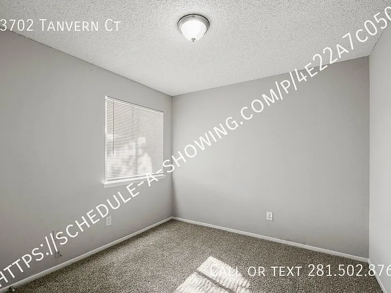 13702 Tanvern Ct — Photo 7
