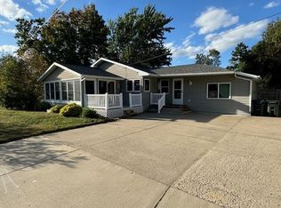 404 6th St NE, Long Prairie, MN 56347