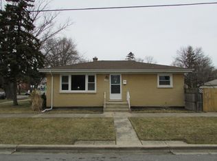 1025 Hull Ave, Westchester, IL 60154