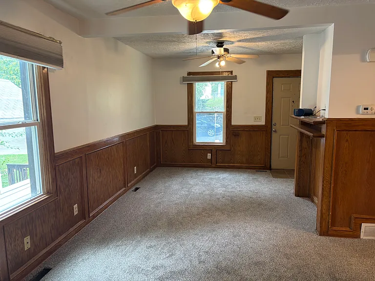 5406 S 49th St — Photo 10