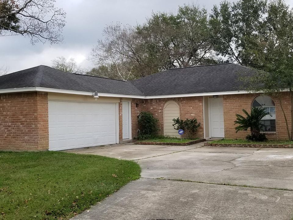 1st image of 11314 Loyola Dr