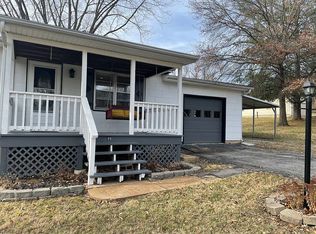 189 American Inn Rd, Villa Ridge, MO 63089