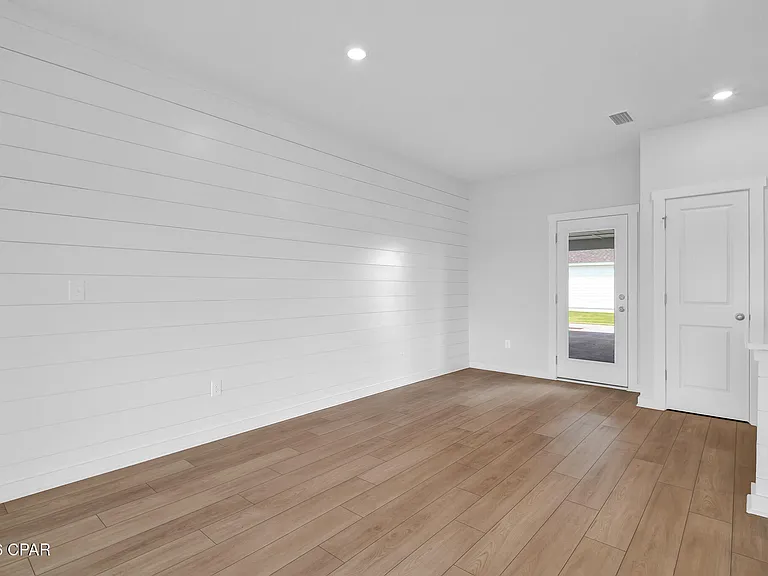 2336 Discovery Loop — Photo 9