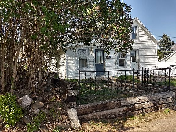2nd image of 116 W Smith St