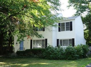 2720 Overbrook Rd, Cuyahoga Falls, OH 44221