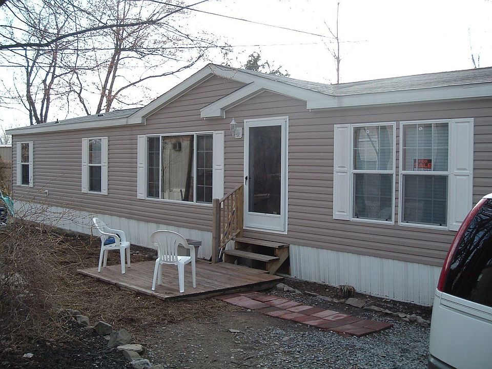 2006 4 Bedroom 2 bath