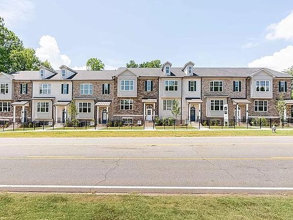 2nd image of 161 Wren Dr