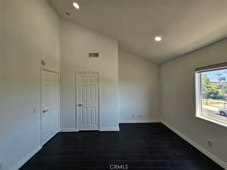 22027 Hawaiian Ave — Photo 14