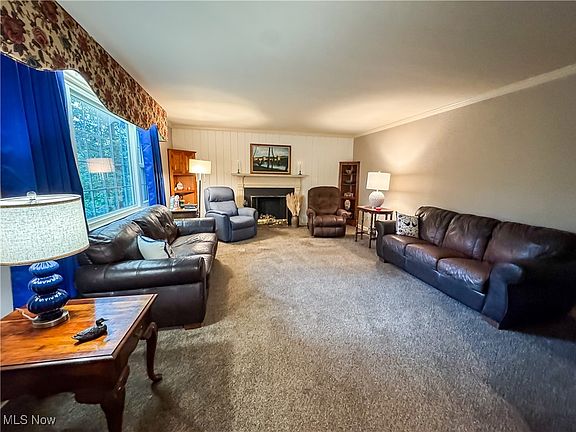 5th image of 7 Parkview Dr