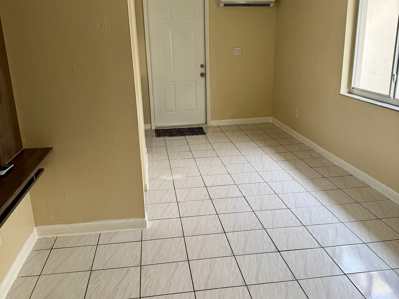 Studio, 500 sqft, $1,350 — Photo 2