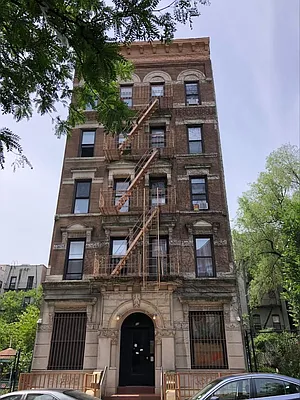 Rented by Park River | media 9