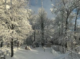 21 Woodcrest Dr, Livingston, NJ 07039