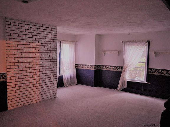 2nd image of 1006 Us Rt 44
