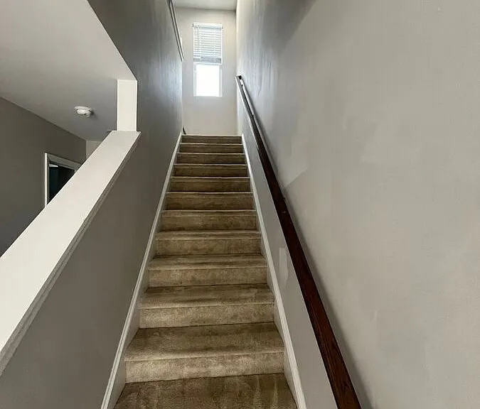 1423 Salem Creek Dr — Photo 17