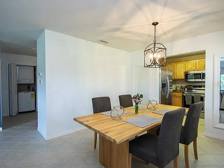 6150 Gulfport Blvd S #101 — Photo 12