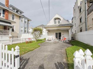 23 S Surrey Ave, Ventnor City, NJ 08406