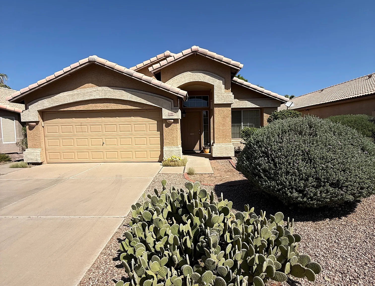3 bed, 1627 sqft, $2,350 — Photo 3