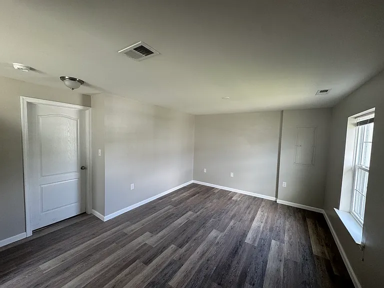 65 Private Ct — Photo 6