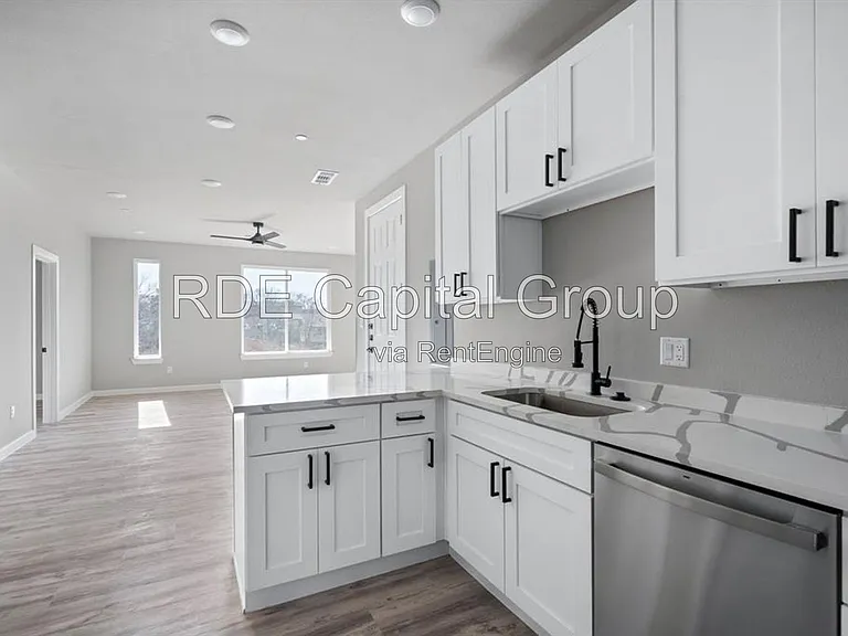 948 S Corinth Street Rd #1 — Photo 62