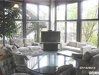 1st image of 302 S Miraleste Dr Unit 21