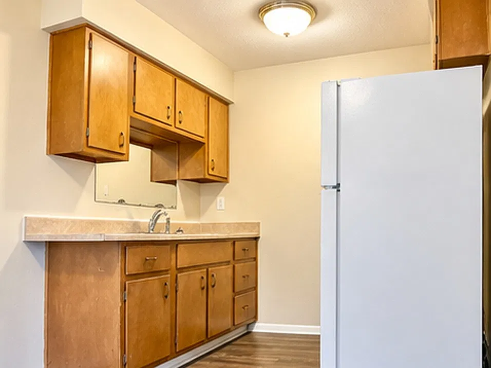 1 bed, 1.0 bath, 650 sqft, $595 — Photo 3