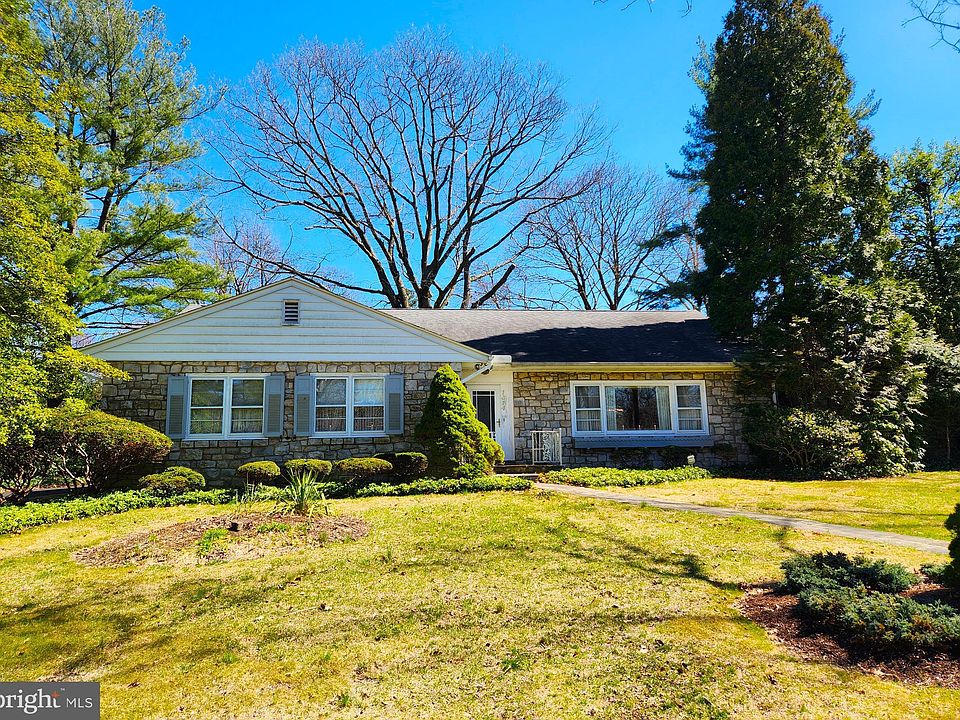 2nd image of 1314 Parkside Dr S