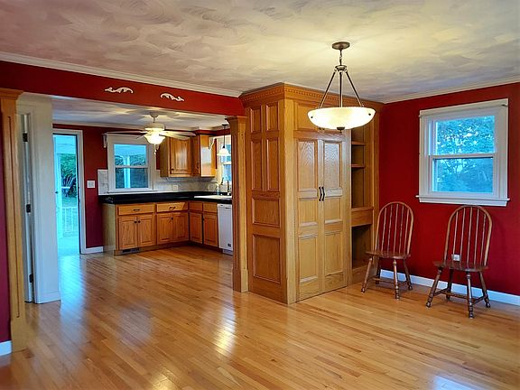 living rm to kitchen