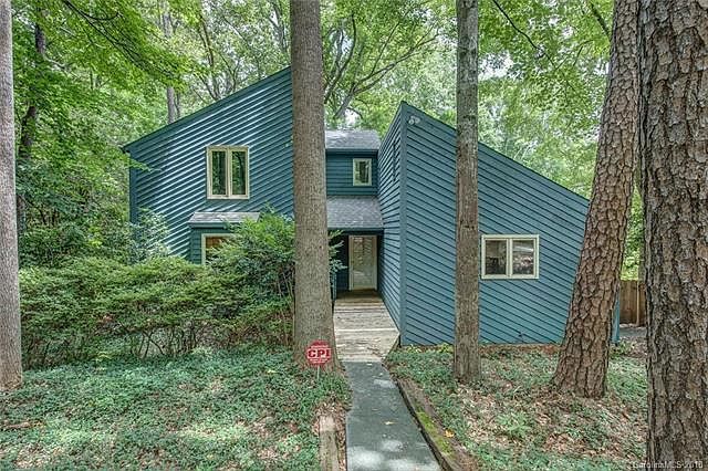1st image of 2801 Patio Ln