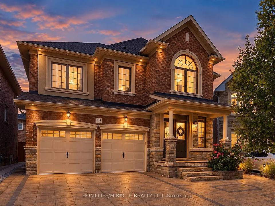 19 Belgium Cres