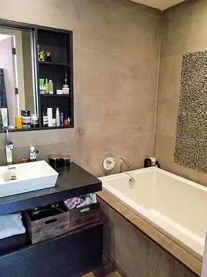 Sold by R New York | media 20