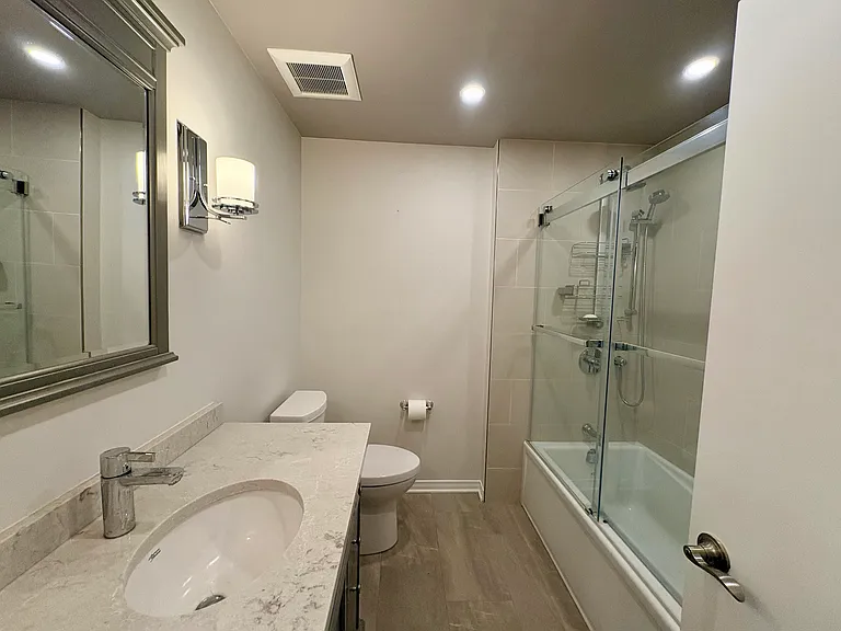 2337 Samuel Dr — Photo 2