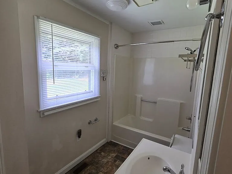 501 Anderson Ridge Rd — Photo 8