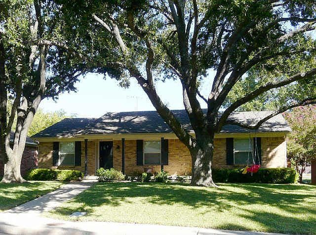 1st image of 10421 Clary Dr