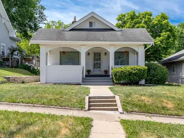 1609 Ethel Ave, Rockford, IL 61107